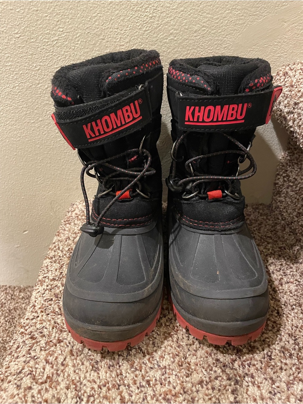 Khombu Hickory Kids Snow Boots Black Red Size 1M EUR 32 Winter Waterproof
